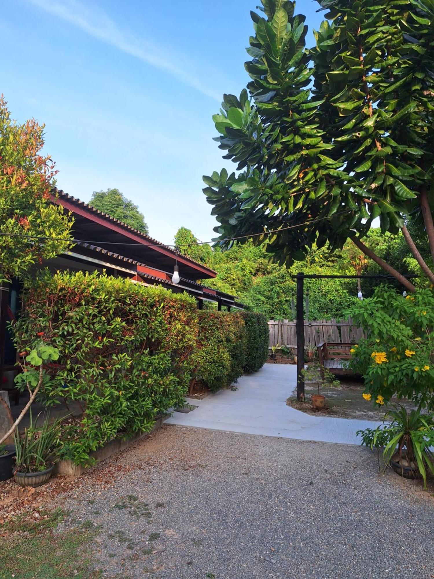 Hotel Lanta Happy House Ko Lanta Exterior foto